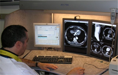 Reporting workstations at the University of Pisa allow multimodality image viewing and advanced image processing. Image courtesy of Dr. Davide Caramella.
