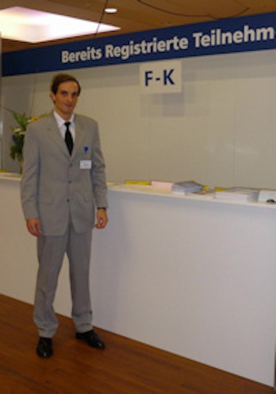Dr. Martin Hüllner at the registration table for the German National Congress.