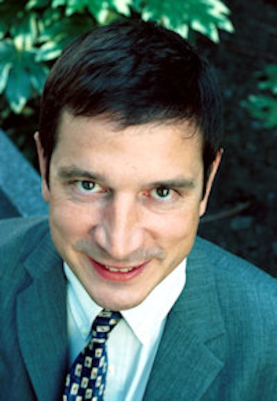 Dr. Olivier Clément heads up the SFR's working group on the safety of MRI contrast agents.