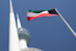 2012 03 26 12 49 34 559 Kuwait Flag And Tower 70