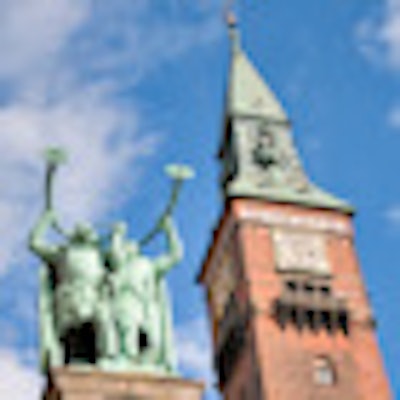 2012 05 09 12 30 03 51 Copenhagen Symbol 70