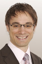 Dr. Axel Gerstmair.