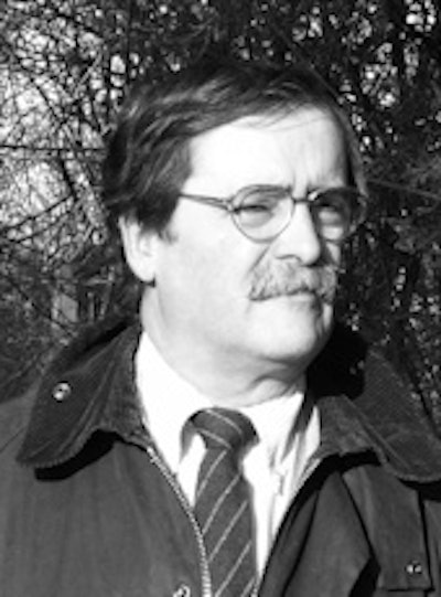 A booklet about the history of radiology and another dedicated to oncologic imaging created by ESR in collaboration with the International Society for the History of Radiology have been sent to all participating societies, according to Dr. Lorenzo Derchi.