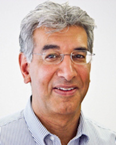 Medical physicist N. Jon Shah, PhD, from the Institute of Neuroscience and Medicine (INM) at the Research Center Jülich.