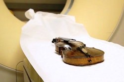 2013 05 22 11 15 45 193 2013 05 22 Titantic Violin Pic1