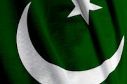 2013 10 22 11 13 05 322 Pakistani Flag 200