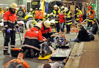 A simulation of a mass of people injured in a bus accident. Image courtesy of the DRG.