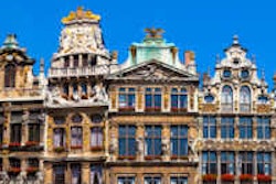 2013 11 11 14 37 10 731 Grand Place Brussels 200