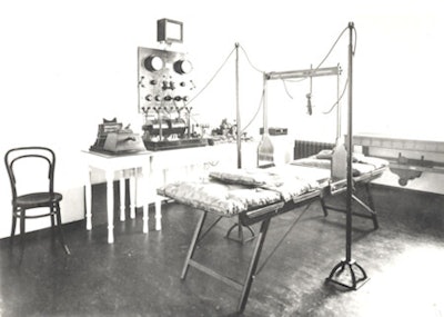 X-ray apparatus, Glasgow Royal Infirmary.