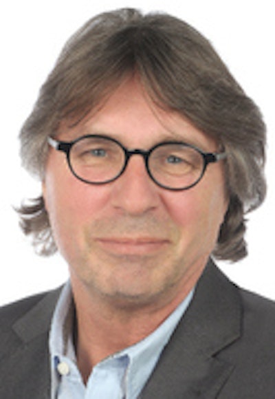 Dr. Horst Lenzen, chairman of the APT.