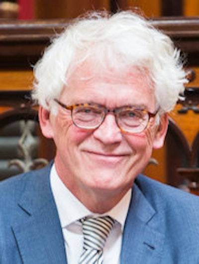 Molecular imaging saves unnecessary treatments, avoiding patient discomfort and side effects, Dr. Fred Verzijlbergen told delegates at the Brussels event.