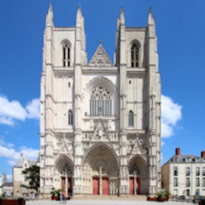 2015 02 18 12 53 36 359 Nantes Cathedral 200