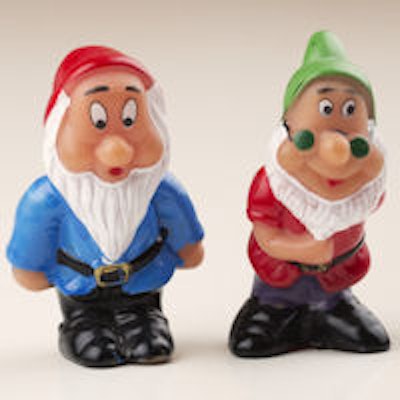 2015 04 20 11 53 22 952 Gnomes Snow White Dwarves 200
