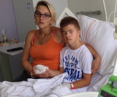 Florian Barreiros and his mother Fanny. Image courtesy of David Vandevoorde, Courrier Picard.