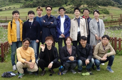 Researchers from the Functional & Molecular Imaging System Lab at Seoul National University.