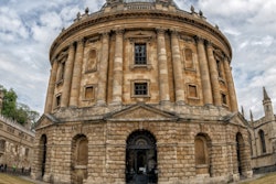 2017 10 10 16 37 4843 Uk Oxford Building 400