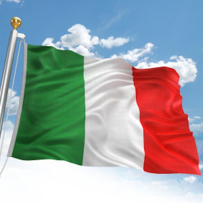 2017 10 16 18 44 6737 Italian Flag 400