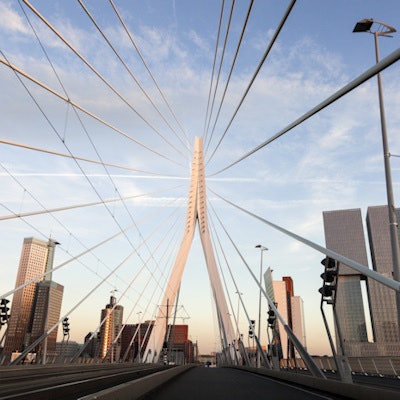 2017 11 17 19 02 3936 Netherlands Rotterdam Erasmus Bridge 400