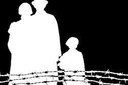 2018 04 06 18 20 6824 Holocaust 400