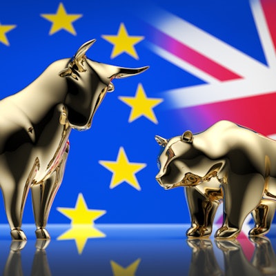 2018 09 18 19 32 3502 Brexit Bull And Bear 400