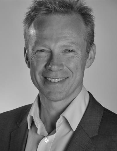 Dr. Philip Haslam from Newcastle upon Tyne.