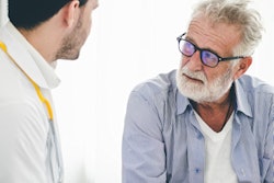 2019 03 18 16 18 8548 Patient Consulting Doctor 400