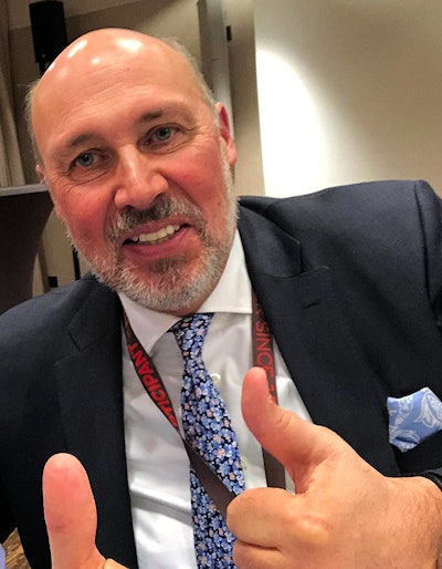Thumbs up from Prof. Paul Parizel, PhD, to the current mood of cooperation between the ESR and the UEMS. Photo courtesy of Prof. Paul Parizel.