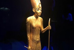 2020 01 03 19 52 4429 Wooden Statue 2 20200103194105