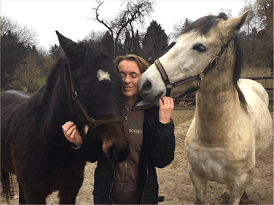 Outside of radiology, Kuhl loves to look after the five horses and three Shetland ponies on her farm near Bonn.