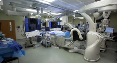 Hybrid operating rooms at the Marie Lannelongue hospital combine complex surgery with advanced imaging systems.