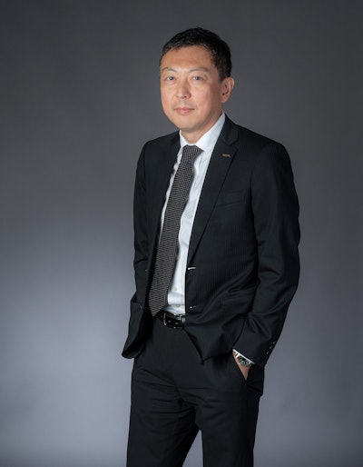 Toshihisa Iida.
