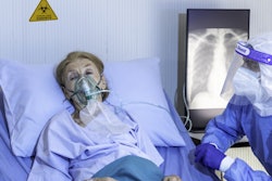 2020 10 07 15 00 2583 Patient Elderly Oxygen 400