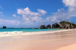 2021 07 01 21 41 6926 Bermuda Horseshoe Bay 400