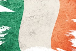 2021 07 12 18 15 8578 Irish Flag Textured 400