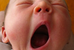 2022 01 24 22 38 6011 Baby Yawn 400