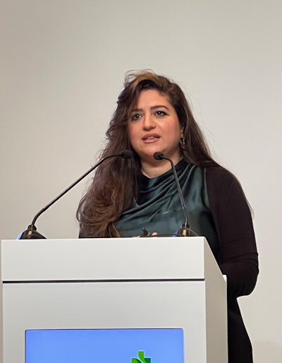 Dr. Amanda Isaac. Image courtesy of Robert Stevens.