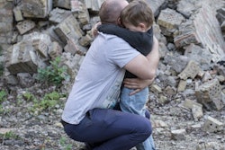 2022 03 01 18 51 4206 Father Son Ruins 400