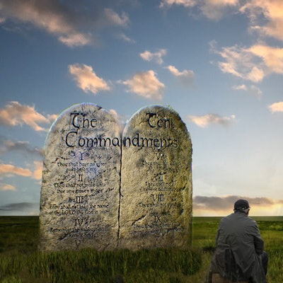 2022 08 22 18 44 7692 Ten Commandments Sunset 400