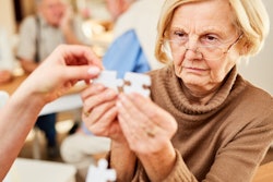 2021 10 22 22 09 4818 Woman Dementia Alzheimer 400