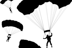 2022 11 08 00 31 8960 Parachutes 400