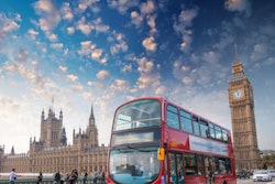 2022 11 28 16 39 0926 London Bus Parliament Big Ben