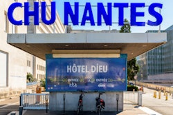2022 12 01 17 23 9824 Chu Nantes 400