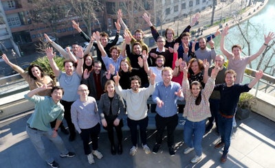 Gleamer now has over 50 staff and customers in 22 countries, mainly Europe, the U.S., and Australia.