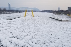 2023 02 27 21 57 8449 2023 02 28 Frozen Danube 400