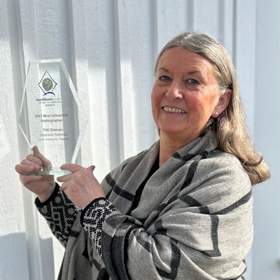 Titti Owman from Lund, Sweden, with her Most Influential Radiographer prize.
