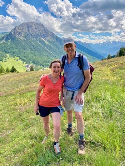 Fit and ready for action: in advance of their trip to Kenya, Erik Ranschaert and his wife Annelies embark on a training hike in the Alps.