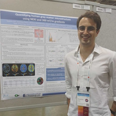 Quentin Uhl and his prizewinning poster at ISMRM 2023.