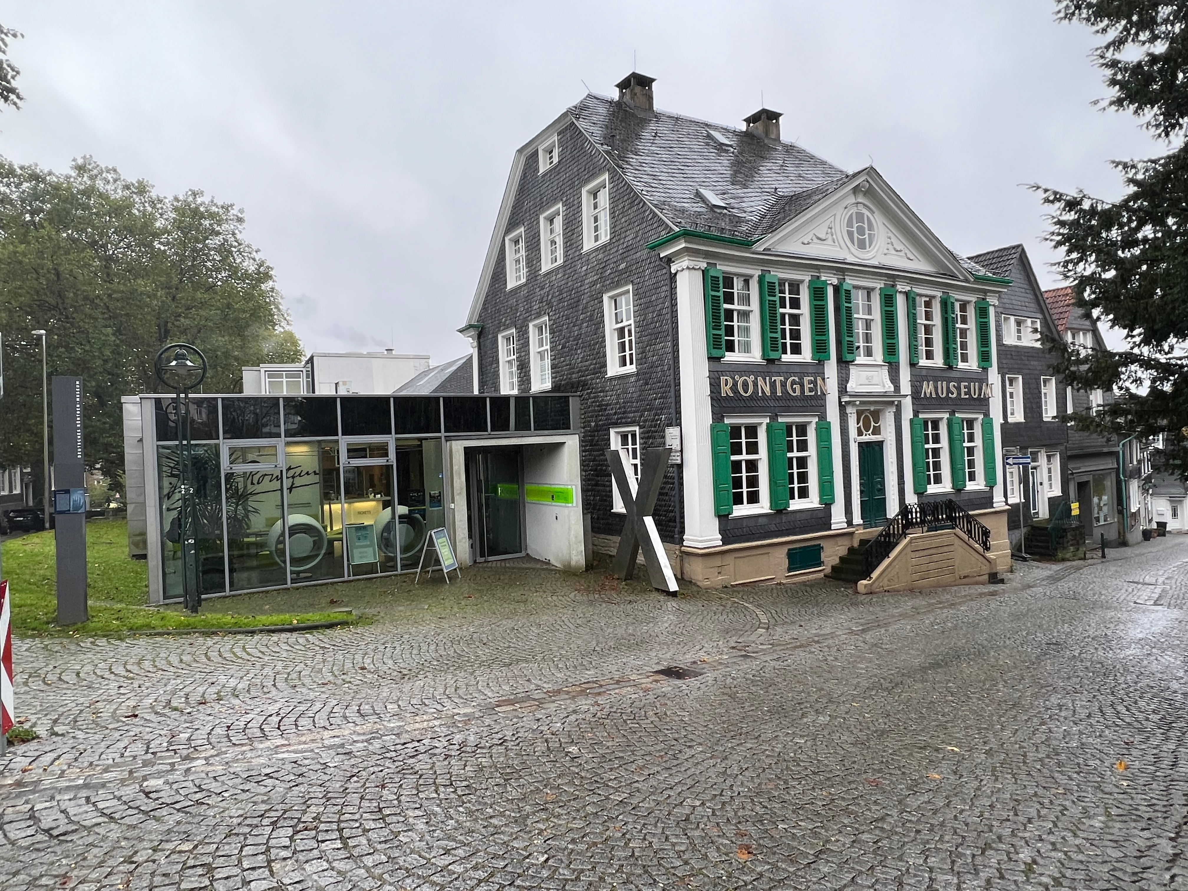 The Röntgen Museum has been extended and modernized over recent years.