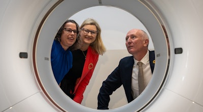 Associate Professor Roslyn Francis (left), Prof. Anna Nowak, and Science and Medical Research Minister Stephen Dawson at the launch of the WA NIF Node in October 2023.