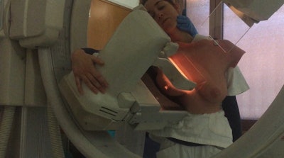 Example of positioning for the oblique mediolateral projection, showing body posture and patient comfort. Courtesy of Angie Devetti et al and presented at ECR 2024.